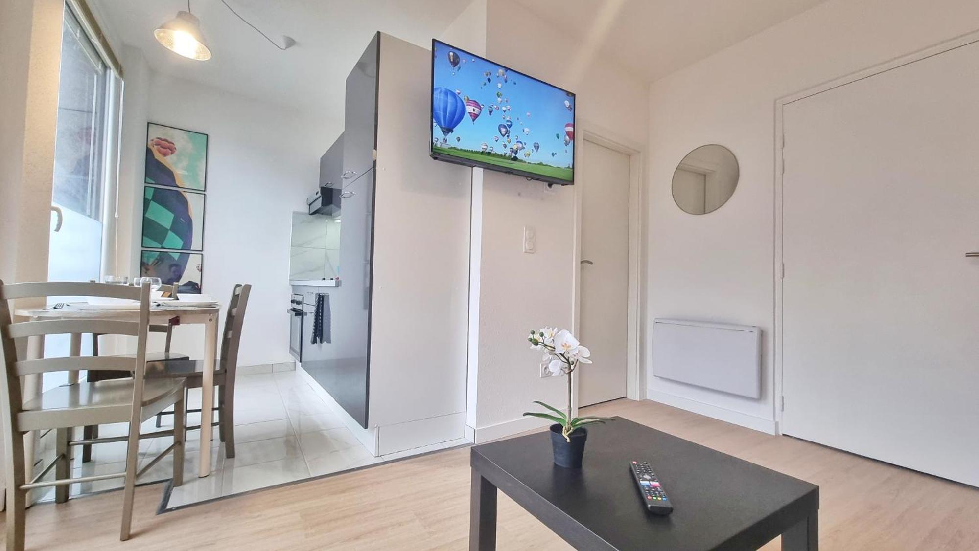 La Residence Evasion 2 - Original - Gare - Wifi - Relax Bnb مُلووز المظهر الخارجي الصورة